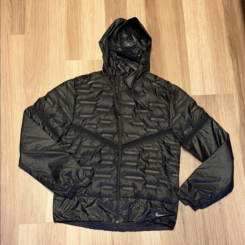 Nike Mens Aeroloft Running Jacket